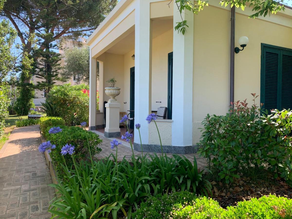 Villino Eleonora Bed & Breakfast Паргелия Екстериор снимка