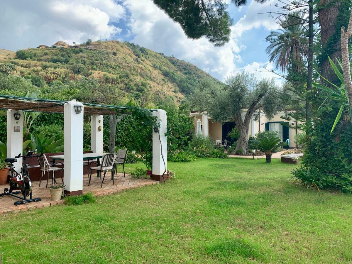 Villino Eleonora Bed & Breakfast Паргелия Екстериор снимка